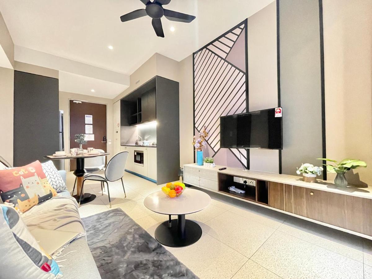 Modern 2B2B Apt Near Mid Valley - Wifi - Infinity Pool - Gym Kuala Lumpur Exterior foto